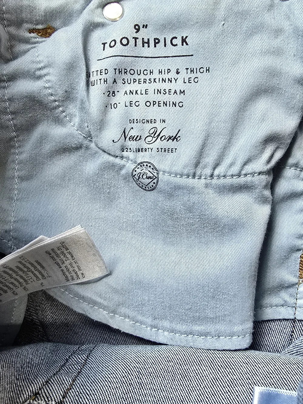 J. Crew‎ 9